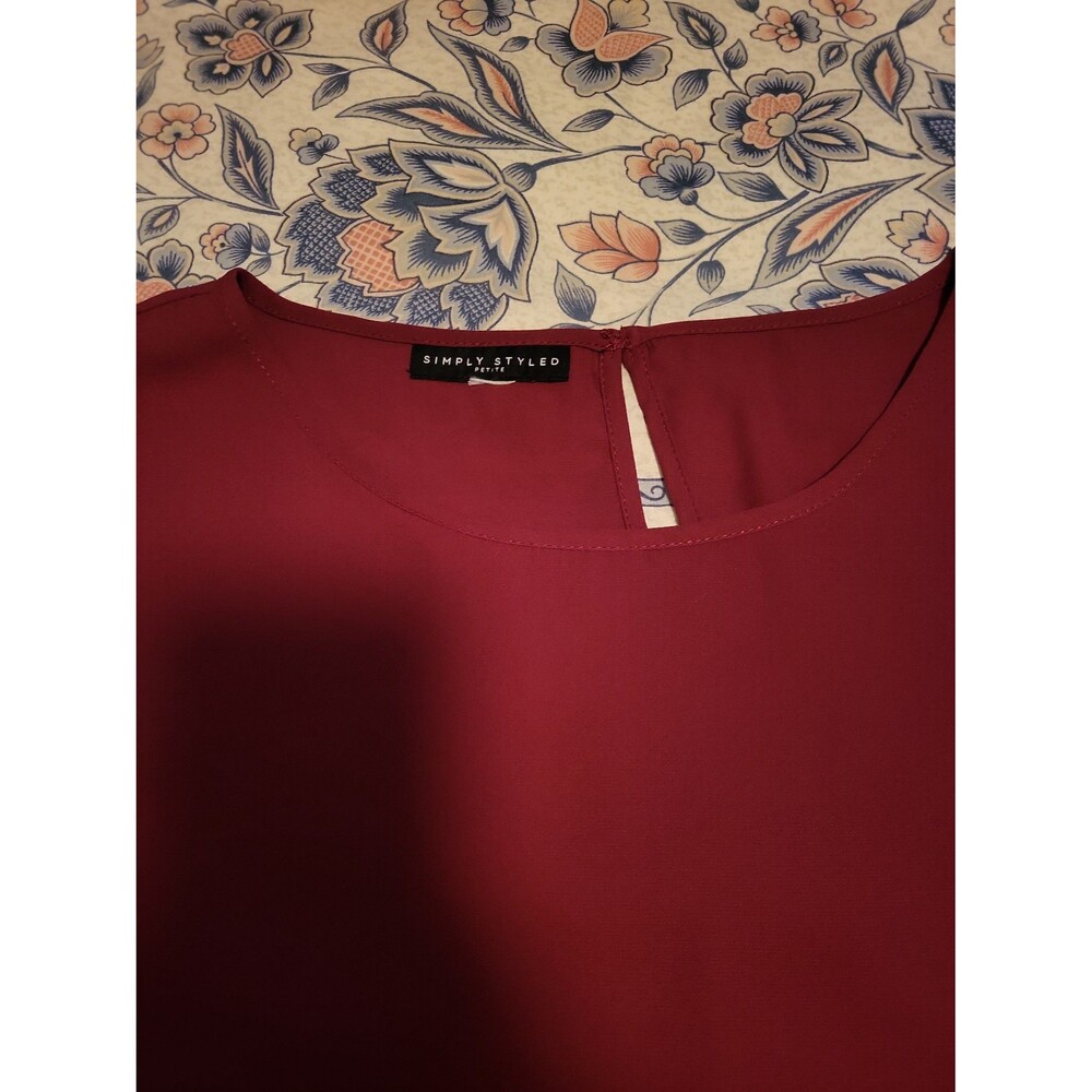 Blouse - Picture 2 of 3